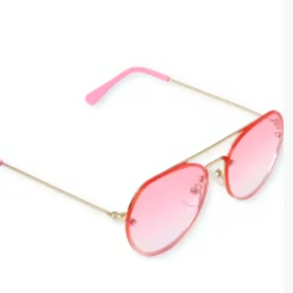 💣♡The Children's Place aviator sunglasses